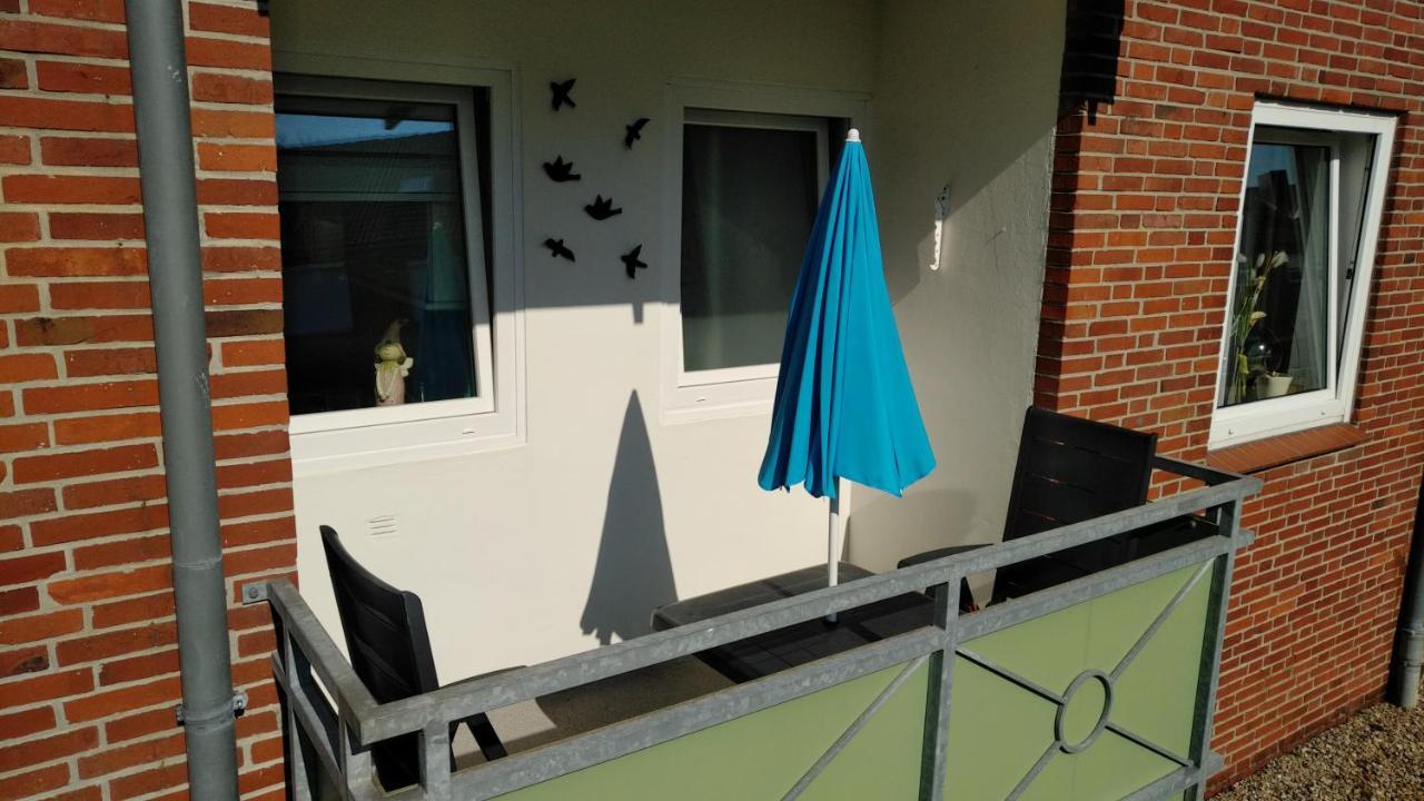 Haus Tertius - Strand- Und Hafennahe Ruhige Ferienwohnung Busum Exterior photo