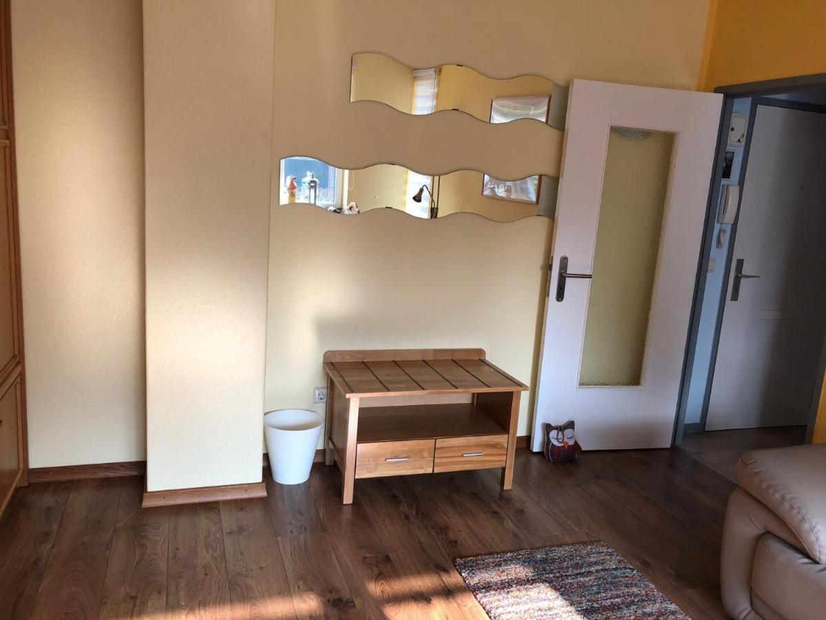 Haus Tertius - Strand- Und Hafennahe Ruhige Ferienwohnung Busum Exterior photo